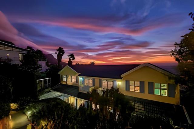 Cape Rose Cottage - Penthouse In Camps Bay Fokváros Kültér fotó