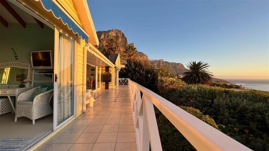 Cape Rose Cottage - Penthouse In Camps Bay Fokváros Kültér fotó